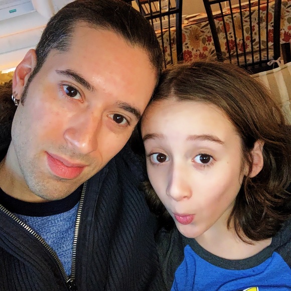 Meet your Posher, Chris - Picture 5 of 15